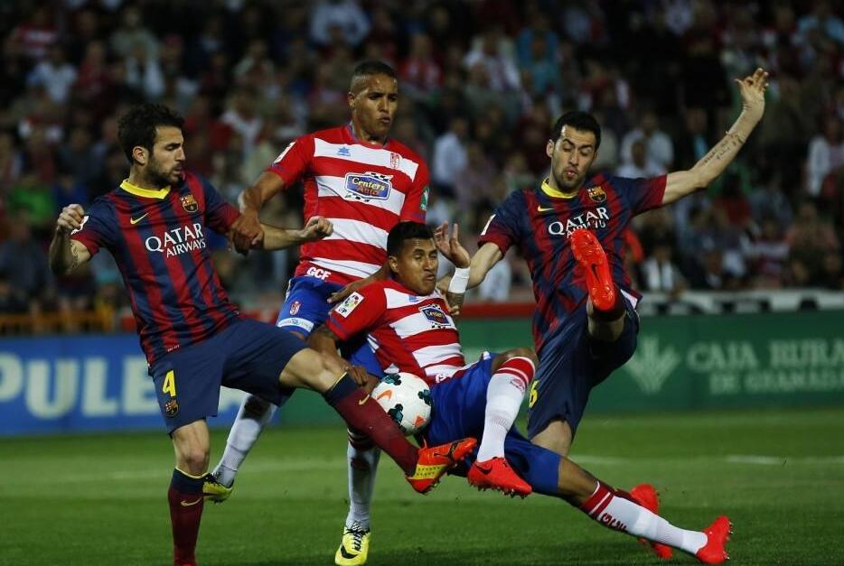 伤则让雄鹿 伤则让雄鹿