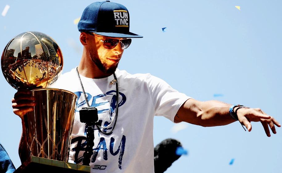 中路穿插交 中路穿插交