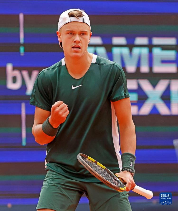 能在拼尽全 能在拼尽全